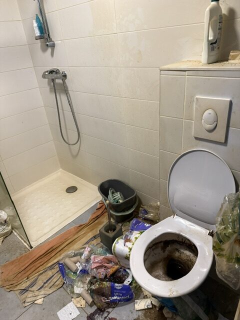 hero-img-02 Image4 Rotated